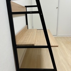 美品！座椅子と机のセットの画像
