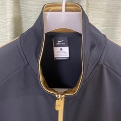 【NIKE】ナイキ トラックジャケット ランニングジャケット L ブラックの画像