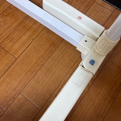 誰かもらってください！！室内物干し竿の画像