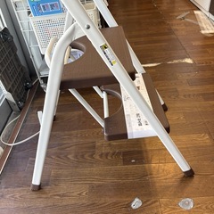 【踏み台 2段】【ニトリ】クリーニング済み【管理番号11308】町の画像