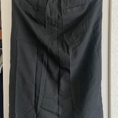 黒スカートの画像