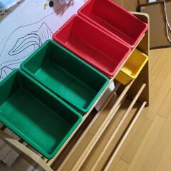 おもちゃ収納家具の画像
