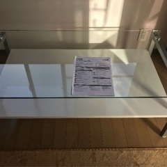ニトリ　ガラスセンターテーブル　の画像
