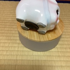 ぶたの貯金箱の画像