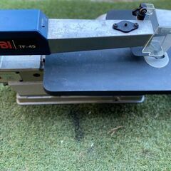 中古（傷や汚れあり）●【中古品】RYOBI リョービ TF-45 卓上糸ノコ盤 単相100V 50/60Hz 130/150W ストローク数:1,390spm/1,700spmの画像