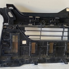 200系　トヨタ ハイエース 6型 標準 200系 純正 フロントグリル スモークメッキ 53100-26670 SH12の画像
