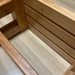 椅子(木製)の画像