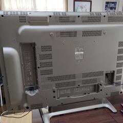 46インチシャープ液晶テレビの画像