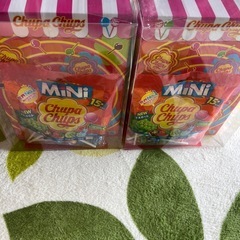 チュパチャプスのお菓子入れ2個セットの画像