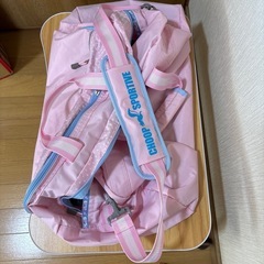 旅行バックの画像