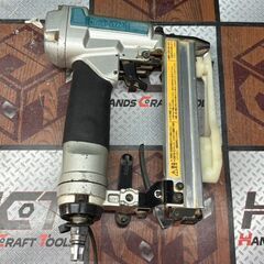 【中古】マキタ Makita AT425A エアタッカ 常圧【ハンズクラフト佐賀】の画像