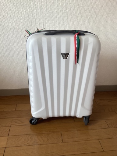 【売れました】イタリア製高級RONCATOスーツケース