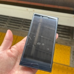 8/14 21時に二俣川駅で SIMフリー　xperia X Compact （SO-02J）ネイビー　本体のみの画像