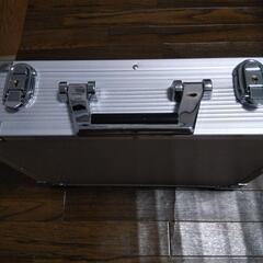 中古　アルミ製アタッシュケースの画像