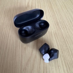 JABRA ELITE4 イヤホンの画像