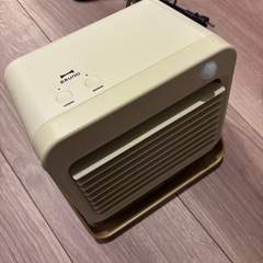 BRUNO 電気ヒーターの画像