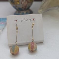 沖縄購入 カラフル石付きフープピアス未使用 紙風船ピアス浴衣花火にの画像