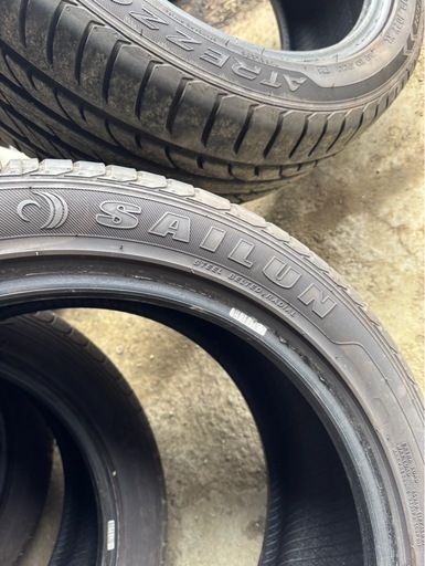 245/45R19 2024年製