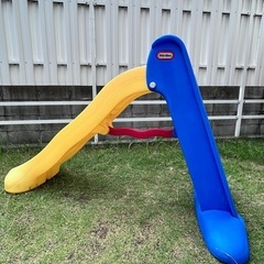 滑り台の画像