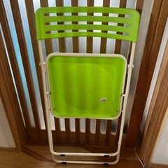 折りたたみチェアの画像
