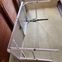 キャンプテーブル　の画像