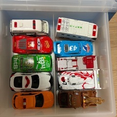 トミカとがんばり坂トンネルのセットの画像