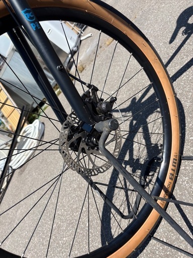 良品 KONA コナ DEW 2021 クロスバイク Sサイズ 16段変速 ブラック