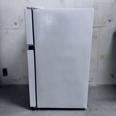 A7636【お買い得商品‼】Hisense ハイセンス 　2024年製 冷蔵庫 冷凍冷蔵庫　	HR-B91E3Wの画像