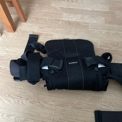 抱っこ紐　　ベビージョルン　BABYBJORNの画像
