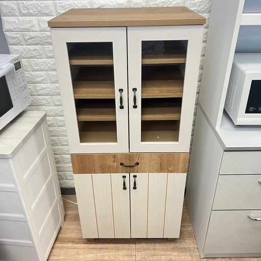 ご成約済み　フレンチカントリー調 キャビネット ✨✨
