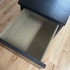 IKEAダークブラウンキャビネットの画像
