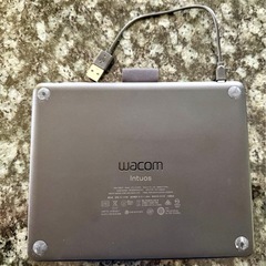 Wacom Intuos ペンタブレット 本体の画像