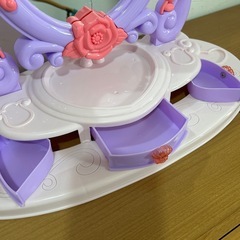 おもちゃ　ドレッサーの画像