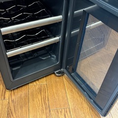6本収納 ワインセラー LOUNGE　LNE-W306B　　 の画像