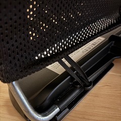 ベビービョルンBabyBjorn バウンサー　メッシュ　ブラック　グレー
の画像