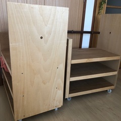 キャスター付き収納棚　２つセットの画像