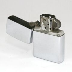 中古 火花確認済み ZIPPO 鏡面仕上げ 1985年製造 名前の刻印有 オイルライター 札幌市 清田区 平岡の画像
