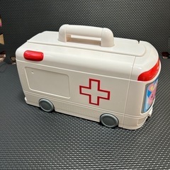 ぽぽちゃん救急車の画像