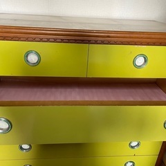 【緊急募集】レトロなタンスの画像