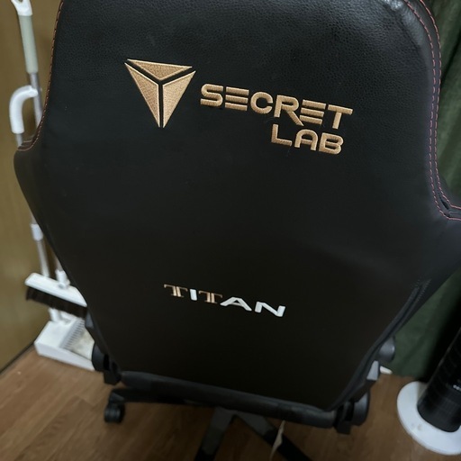 Secretlab TITAN Evo Stealth XLサイズ
