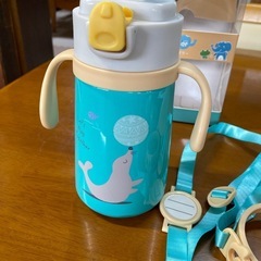 水筒の画像