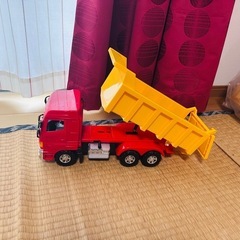 ダンプカーの画像