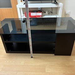 美品ガラステーブルの画像