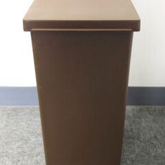 △ 新輝合成 TONBO トンボ 分別ゴミ箱 フタ付きゴミ箱 ゴミ箱 ごみ箱 ごみばこ 45L 傷ありの画像