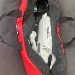 マキタ コードレス掃除機CL107 紙パック式 CL107FDSHW  リサイクルショップ宮崎屋　住吉店25.8.13の画像