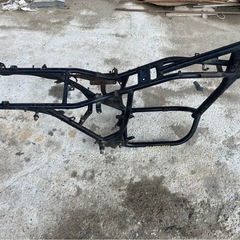 🛠✨ スズキ GSX250E フレーム単品 GJ51B型式‼ ✨🛠の画像