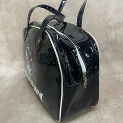スヌーピー ボストンバッグ エナメルバッグ スポーツバッグ 中古品 鞄 かばん カバン 黒色 SNOOPY の画像