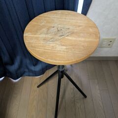 ＼あげます！／昇降式サイドテーブルの画像