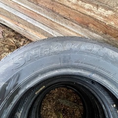 ワンシーズンのみ使用夏タイヤ145/80R12 74Sの画像