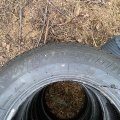 ワンシーズンのみ使用夏タイヤ145/80R12 74Sの画像